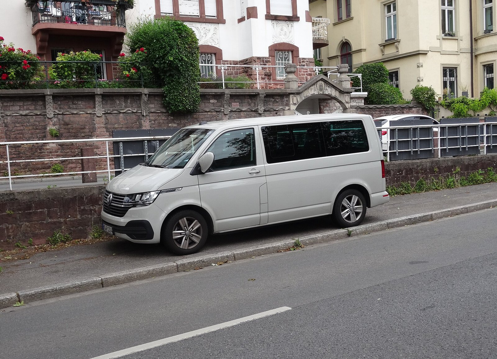 Volkswagen · Multivan