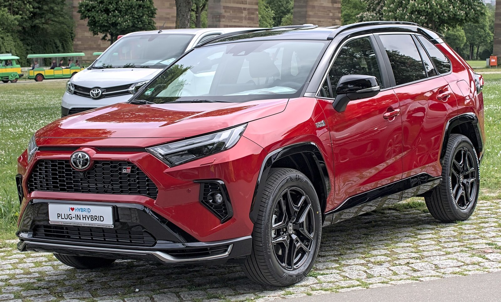 Toyota · RAV4