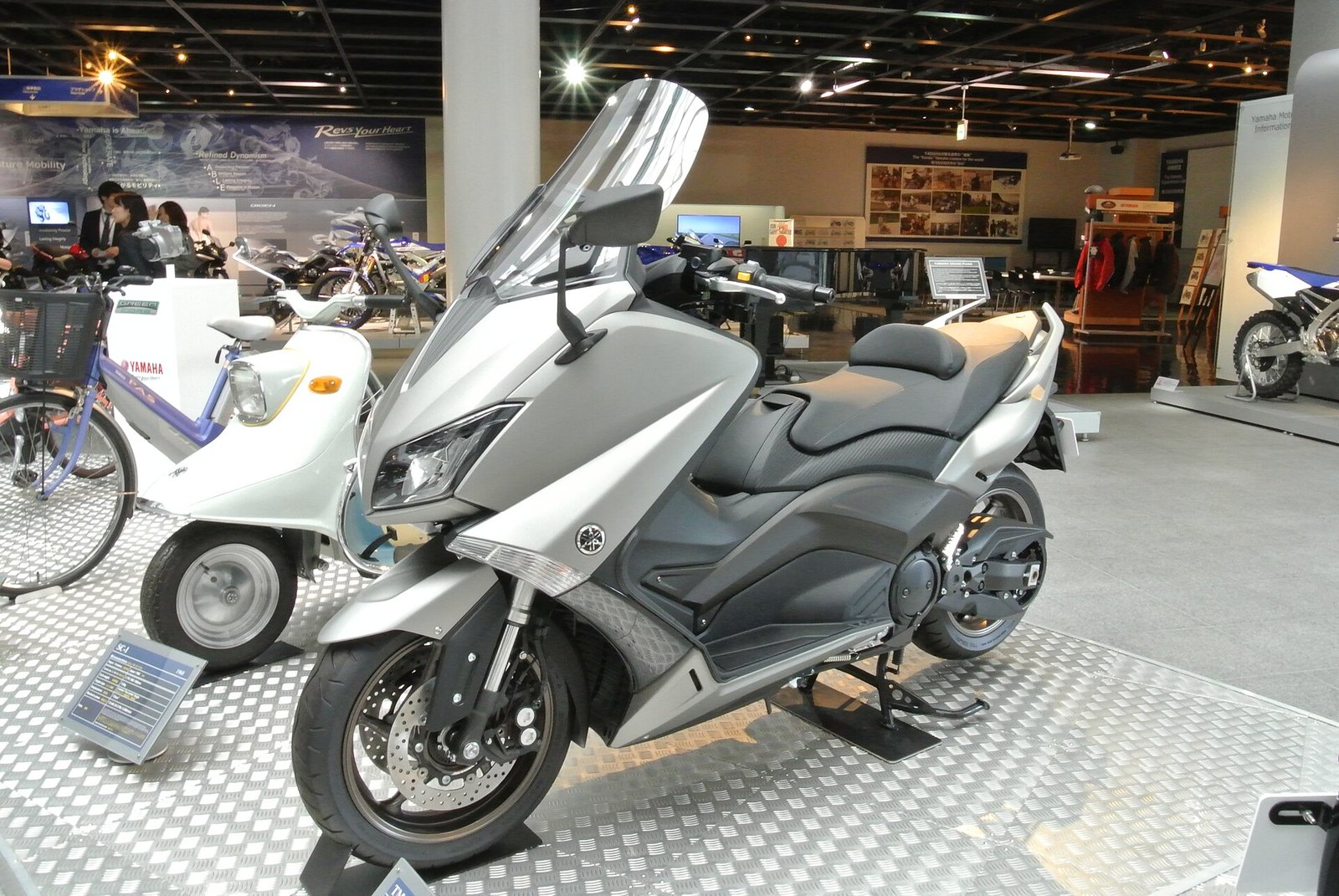 Yamaha · TMAX